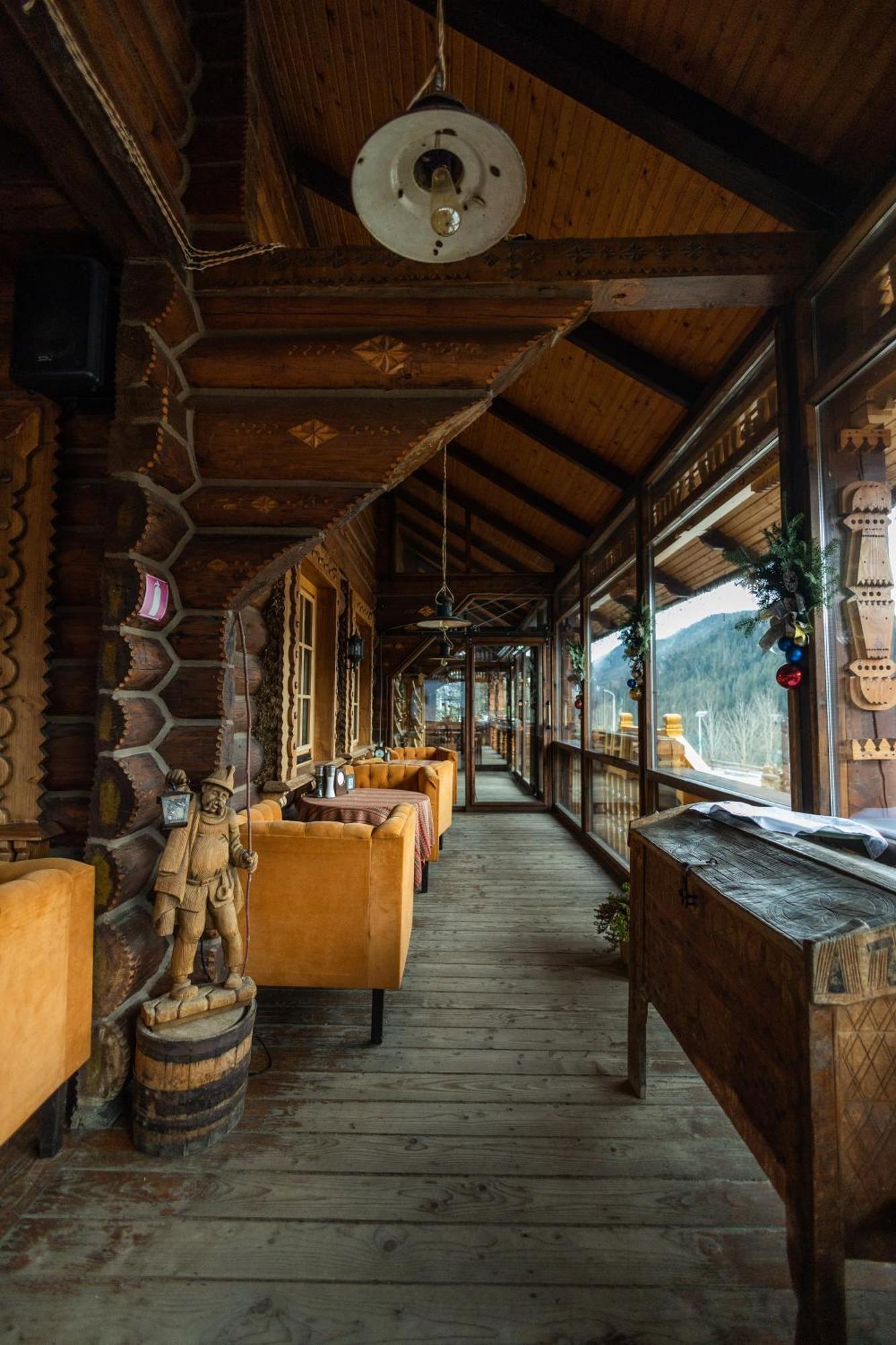 Hotel Korunka Tatariv Exteriér fotografie